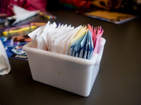 Weekly Dietitian Tip Whats The Difference In Colored Sugar Packets