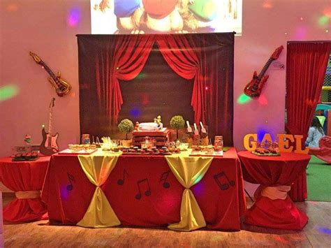 Alvin and the Chipmunks Birthday party | CatchMyParty.com 8th Birthday