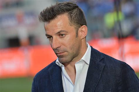 Video Juventus Legend Alessandro Del Piero Suffers From Kidney Stones