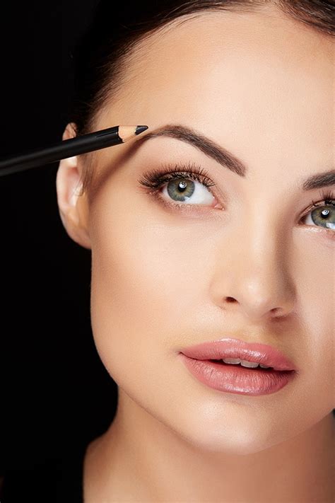 Eyebrow Tips: Expert Advice for Grooming and Shaping Eyebrows