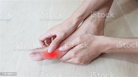 Foot Anatomy With Red Highlight On Painful Area Toe Pain May Cause From