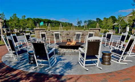 Wifi and parking are free, and this hotel also features 2 restaurants. The Inn at Chesapeake Bay Beach Club, Stevensville MD (On ...
