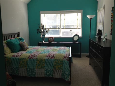 A Teal Bedroom For The Home Pinterest Teal Accent Walls Teal