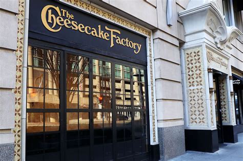 Cheesecake Factory To Launch Rewards Program