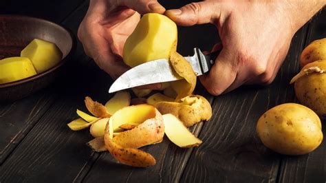 Comment éplucher Des Pommes De Terre Sans économe
