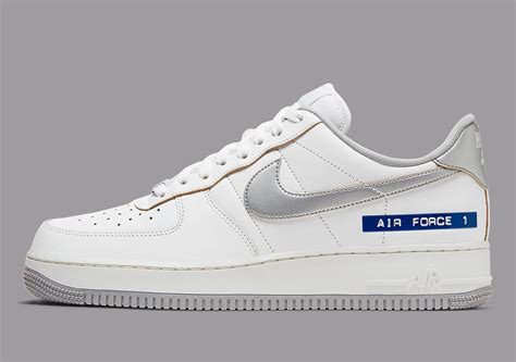 Nike air force 1 low joins the valentine's day celebration. Nike Air Force 1 Low Label Maker DC5209-100 Release Info ...