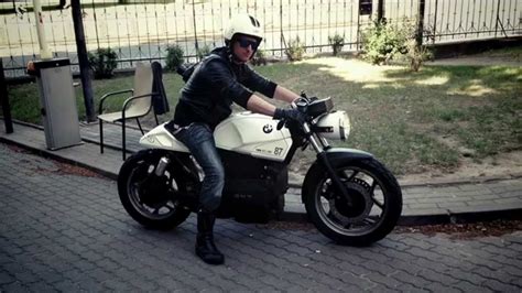 Bmw k drivers are not afraid of the wind of the weather. BMW K75 1987 Cafe Racer - YouTube