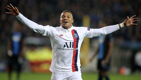 Französischer fußballer bei psg, weltmeister. Which Club Would Nike Want Mbappé To Sign For? - SoccerBible