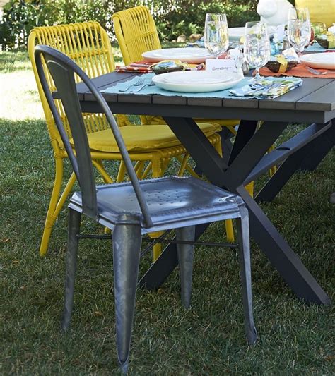 The nemo moonlite reclining chair is with truly advanced technology and features. Unique Outdoor Furniture Ideas For Summer