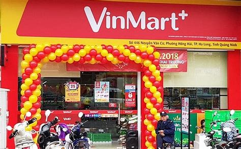 Không đơn giản là vincommerce là nền tảng bán lẻ với 122 siêu thị vinmart và 2.524 siêu thị mini vinmart+ (tính. VinMart closes numerous stores to reach break even point ...