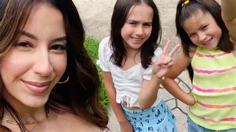 Teen Mom Star Vee Rivera Stuns In A Strapless Dress For An Adorable Selfie With Daughter Vivi 6