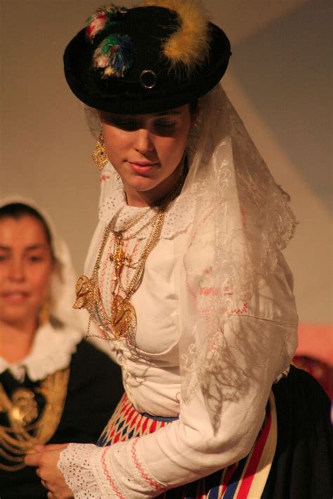 Traditional Northern Portugal Costume Portugal Traditional Outfits