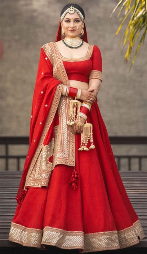 Pin By Srishti Kundra On Blushing Brides Latest Bridal Lehenga