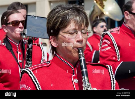 Naperville Memorial Day Parade Woman Playing Clarinet Stock Photo Alamy