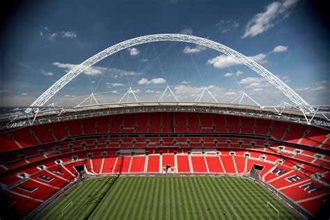 Even though the first stadium was demolished in 2003, the current option of the home of england's international team was. Wembley Stadion Londen - Hollandia