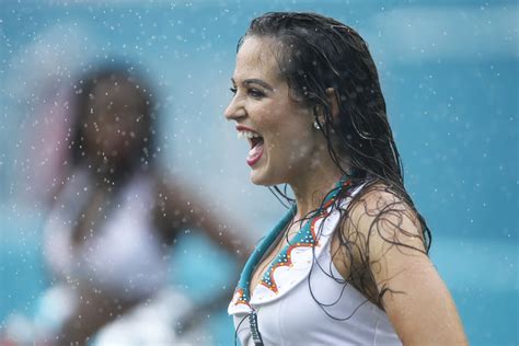 Ellas Son Las Porristas Más Bellas De La Nfl