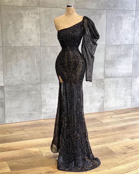 18 Stunning Black Evening Dresses The Glossychic Black Evening Dresses Gala Dresses Fancy