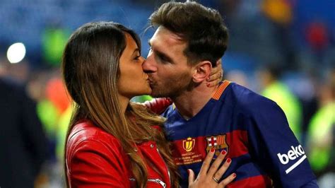 Descubre la historia de Messi y Antonella un amor digno de película