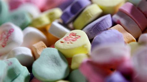 Broken Hearts Valentines Day Sweethearts Candy Unavailable This Year Abc7 Chicago
