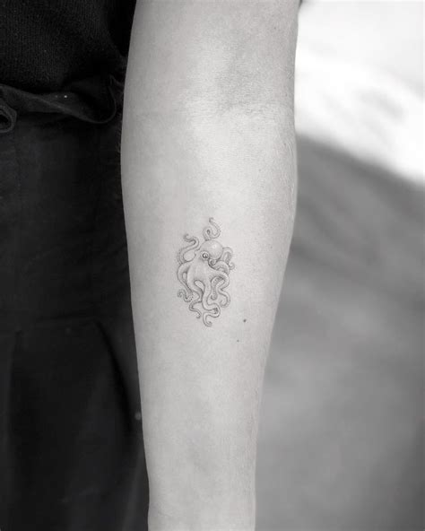 Pin Auf 40 Great Fineline Tattoos Tattoo Inspiration