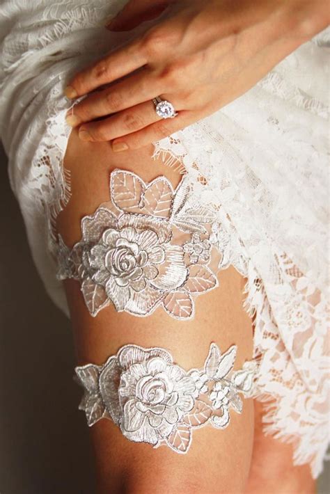 Exquisite Wedding Garters For Perfect Wedding Look Wedding Garter