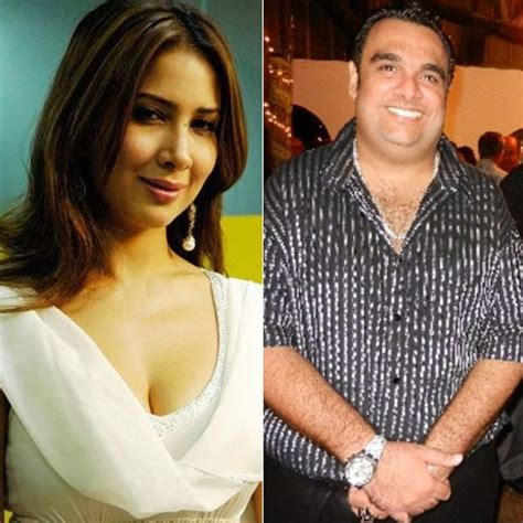 Kim Sharma Birthday Special Harshvardhan Rane Leander Paes And More A Look At The Actress