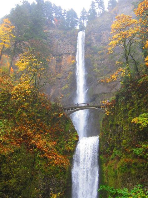 The Wests 100 Best Waterfalls Multnomah Falls Hike Fall Road Trip