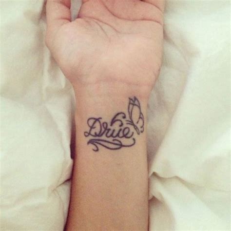There's everything that could be in a detailed wrist tattoo. 35 Graceful Name Tattoos For Your Wrist