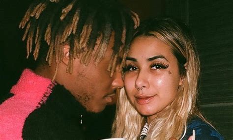 Juice wrld performs in concert during his death race for love tour at the skyline stage at the mann center for the performing arts in philadelphia. La petite amie de Juice WRLD taquine un nouveau banger ...