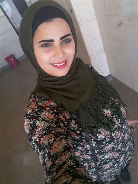 Wafae Arab Hijab Girl Beauty Nuds 10 Pics