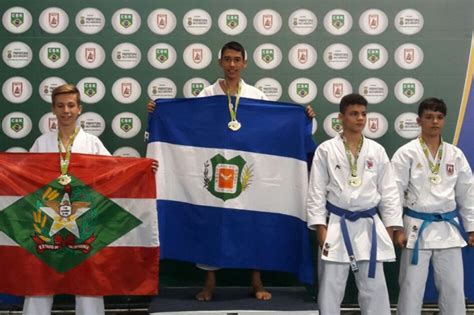 Atleta de Borba conquista título de Campeão Brasileiro de Karatê em Minas Gerais Portal do