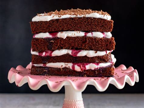 It is so easy, it's illegal. Pioneer Woman's Top Dessert Recipes: Cookies, Pies and ...