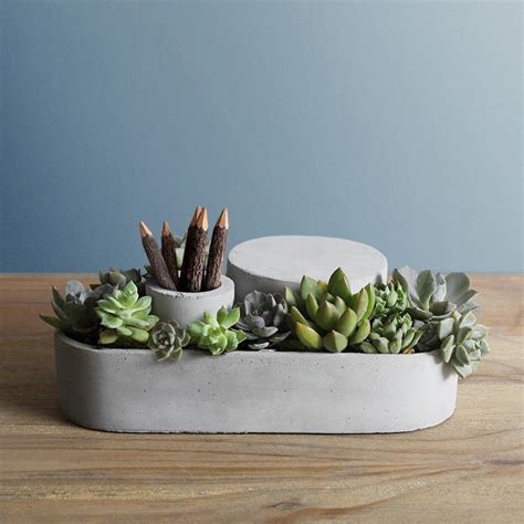 Handmade Cement Vase – Gifts for Designers