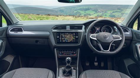 Volkswagen Tiguan Interior Layout Technology Top Gear