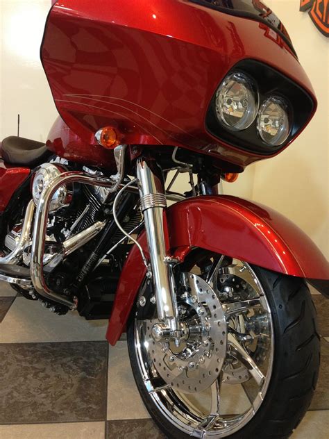 This bike runs and rides as good as it looks. Laidlaw's Harley-Davidson Blog: Decked out Road Glide ...