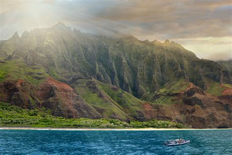 20 Must Visit Attractions In Hawaii