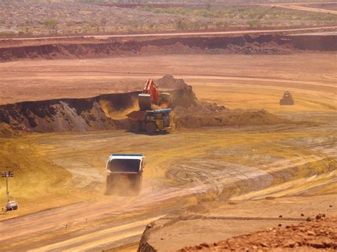 Mark Mcgowan Opens New Rio Tinto Mine Site Silvergrass In The Pilbara