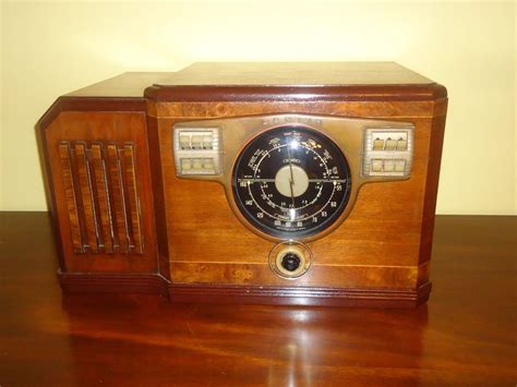 1940 Zenith Large Wood Tube Radio Model 8s531 Restored And Working