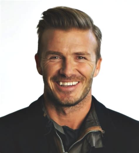 David beckham siempre a sido fiel a su patrocinio adidas, y este le correspondio por todos sus años de trayectoria con unos tachones adidas predator. David Beckham Photos