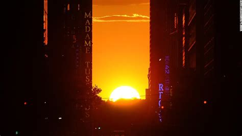 Manhattanhenge 2018 Where To Watch New Yorks Sunset Show In July