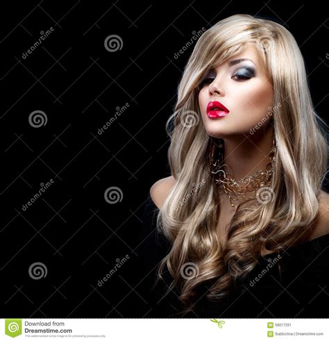 Schöne Sexy Blonde Frau Mit Dem Langen Haar Stockbild Bild Von Wimpern Verfassung 58017331