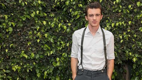 Continue reading to learn more about drake bell's estimated net worth, age, biography, career, height, weight, family, wiki. What is the Drake Bell net worth? - Web Magazine Today