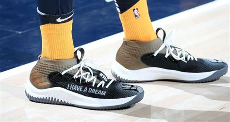 Utah's donovan mitchell becomes the first jazz player since karl malone to have his own signature shoe. Donovan Mitchell Laced Up MLK-Themed adidas Dame 4 Against Pacers | Nice Kicks