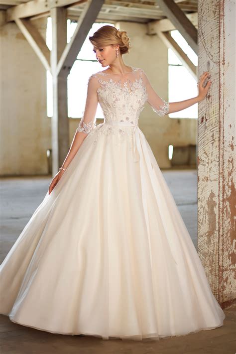 Great savings & free delivery / collection on many items. The Wedding Gown | Lavish Wed