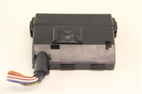 Infiniti G35 24381-C9900 Small Under Hood Front Fuse Relay ...