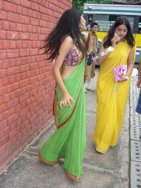 Desi Abroad Girls In Sexy Saree Hottest Collection Of Snaps