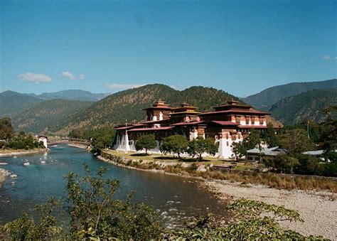 punakha dzong excursion bhutan audley travel us