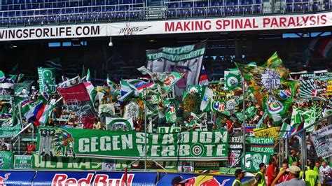Rb leipzigrb leipzig2rb salzburgfc red bull salzburg3. Red Bull Salzburg 0:2 Rapid Wien 12.08.2012 Support Ultras ...