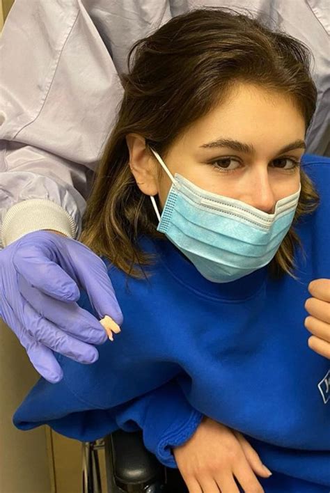 Kaia Gerber Gets Her Wisdom Teeth Removed Instagram Photos 10242020 Hawtcelebs