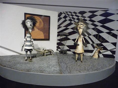 Exposição De Tim Burton Estreia No Mis Em São Paulo Veja Fotos Da
